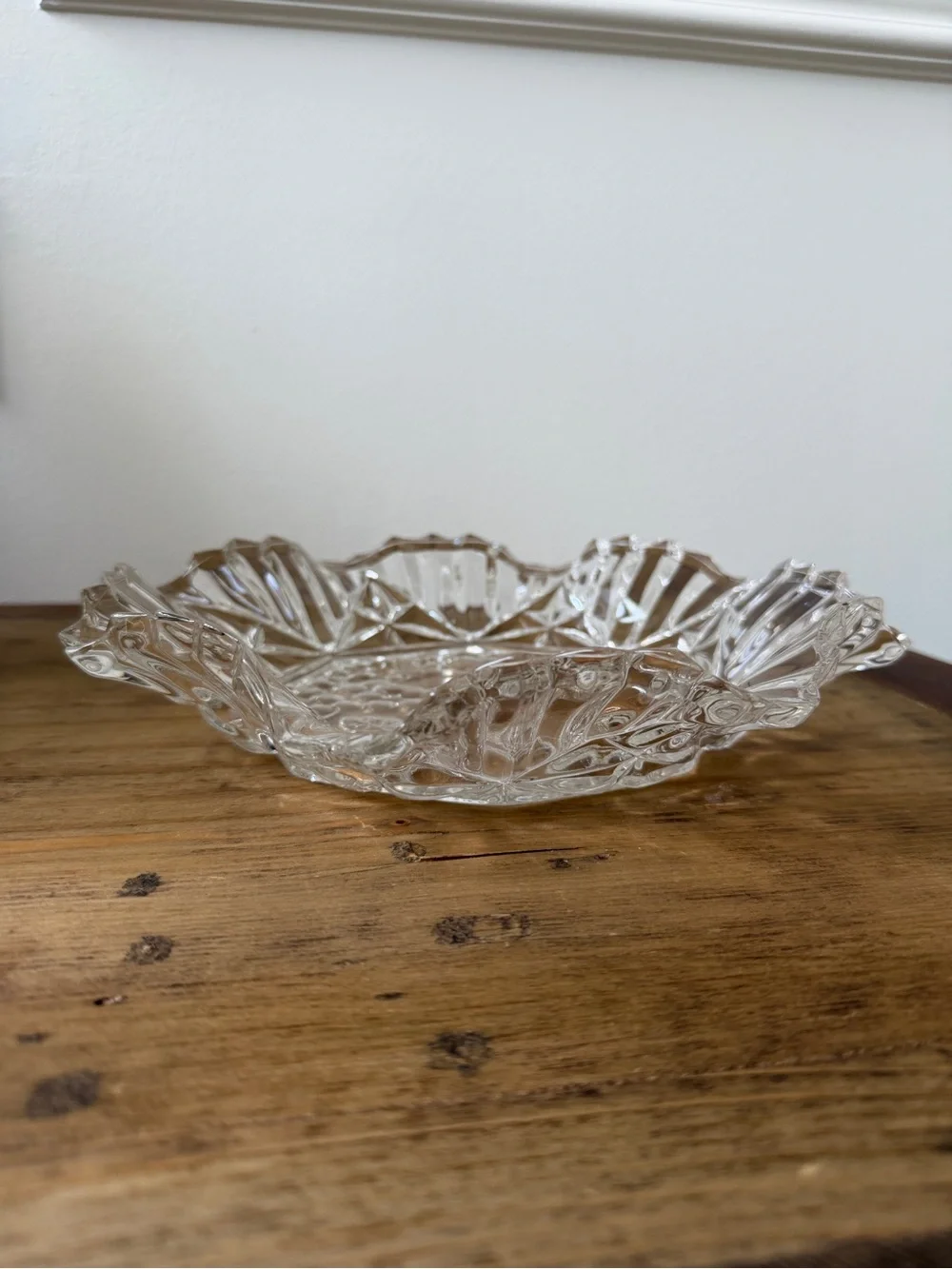 Clear Glass Decorative Fruit Pattern Serving Bowl